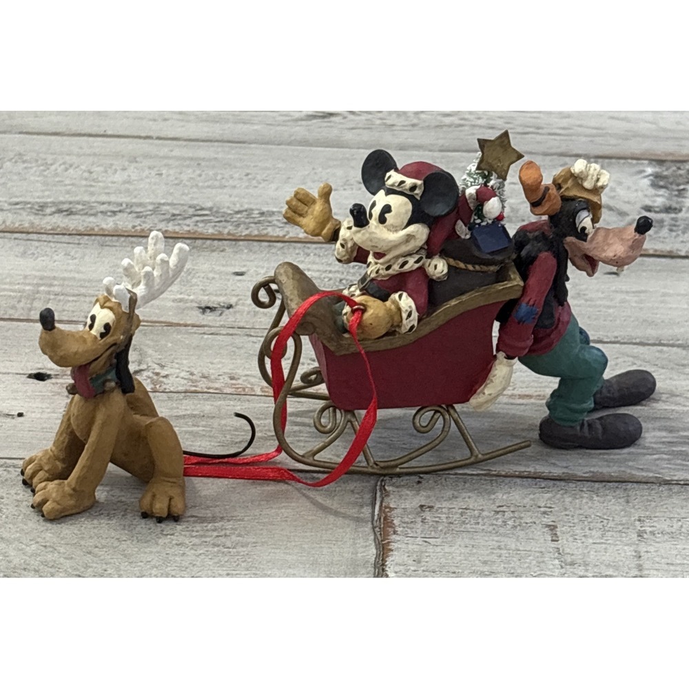 Mickey &‎ Co Midwest of Cannon Falls Disney Santa Mickey Sleigh, Goofy & Pluto